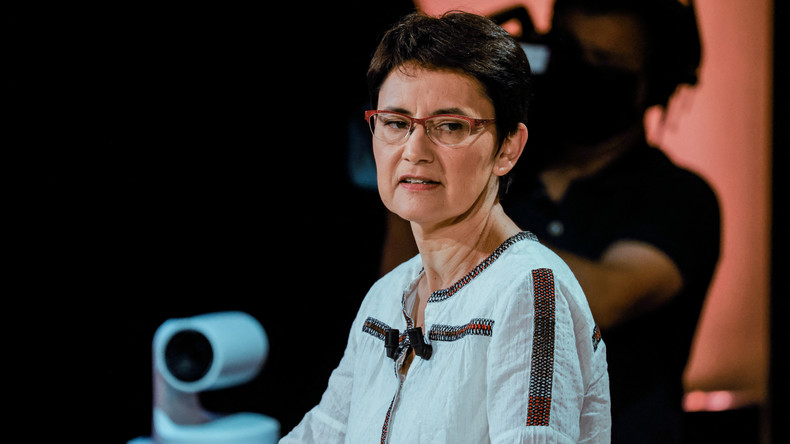 «Paillasson du grand capital» : Arthaud critique vertement «la gauche au gouvernement»