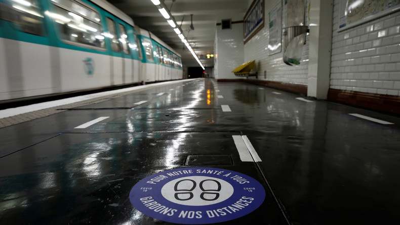 Paris : un homme brutalement interpellé dans le métro après un contrôle de port du masque (VIDEO)