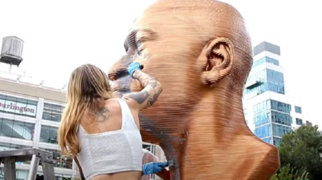 Une statue de George Floyd vandalisée à New York