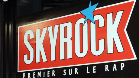 Après Montpellier, le Vaxibus de Skyrock se heurte à un accueil hostile des anti pass à Rennes