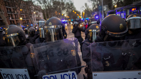 Espagne : 55 personnes interpellées après une soirée de violences à Madrid (VIDEOS)