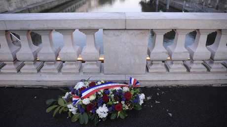 «Vous n’avez pas honte ?» : la commémoration du massacre du 17 octobre 1961 perturbée à Paris