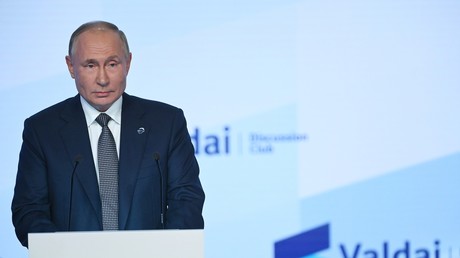 Vladimir Poutine intervient à la 18e édition du Club international de discussion Valdaï, le 21 octobre (image d'illustration).