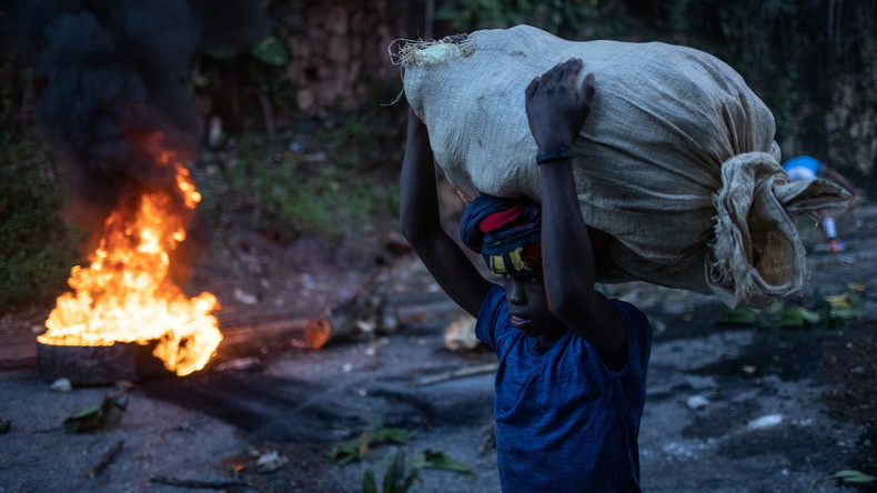 Haïti : misère, blocages et violences des gangs, le pape tire la sonnette d'alarme