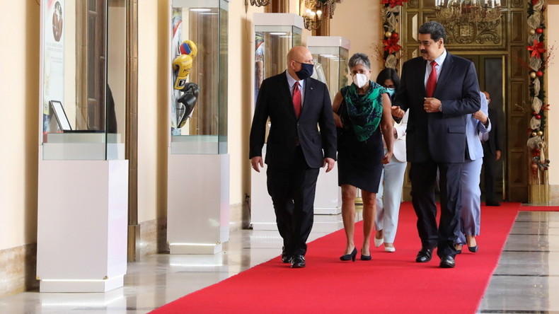 Droits de l'homme : Caracas et la CPI signent un memorandum pour l'ouverture d'une enquête