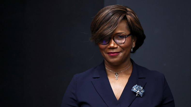 «Pourquoi c'est si choquant ?» : la ministre Elisabeth Moreno défend l'utilisation du pronom «iel»