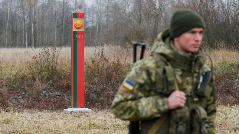 L'Ukraine prête à faire usage d'armes à feu contre les migrants en provenance de Biélorussie