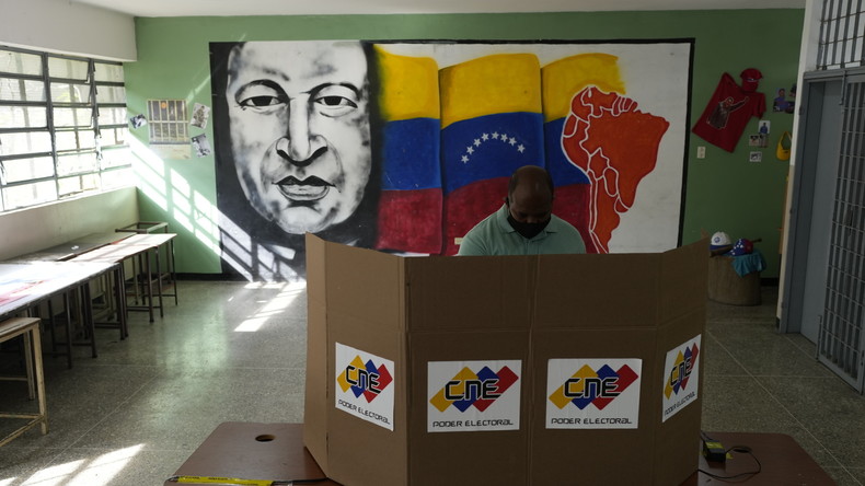 «Méga-élections» au Venezuela : «résultats écrasants» pour le camp de Nicolas Maduro