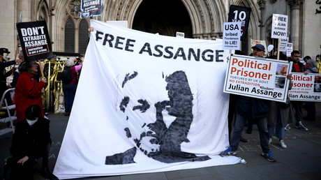 «Graves dommages médicaux»:le rapporteur de l'ONU sur la torture met en garde sur la santé d'Assange