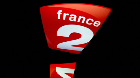 «Macron démission, Benalla en prison !» : à Dieppe, le JT de France 2 perturbé (VIDEO)