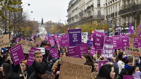 #NousToutes : des heurts éclatent entre le collectif Némésis et des militants «antifascistes»
