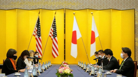 Pétrole : Washington et Tokyo vont puiser dans leurs réserves pour faire baisser les prix