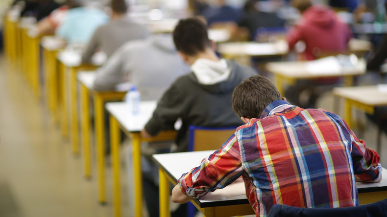 Beauvais : un élève de 15 ans frappe son prof d'EPS après avoir refusé de retirer sa casquette