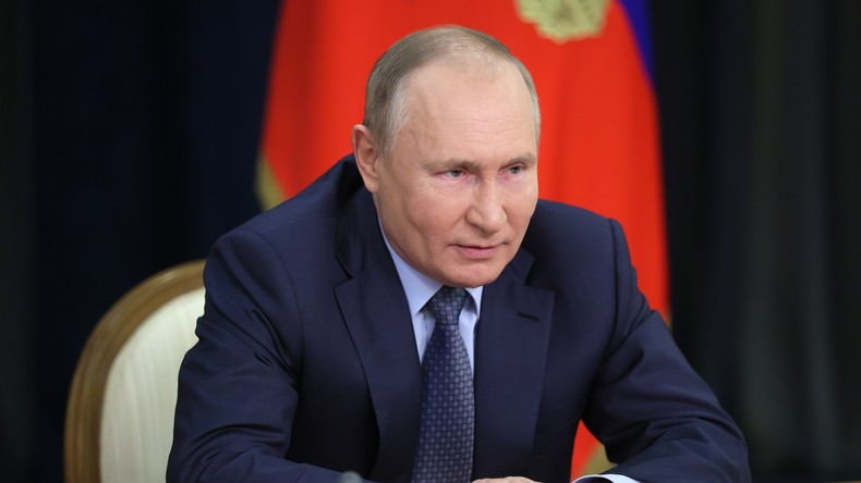 A la chute de l'URSS, Vladimir Poutine a travaillé comme chauffeur pour se «faire un peu d’argent»