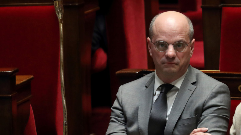 Covid-19: le gouvernement ne prévoit pas de prolonger les vacances scolaires de Noël, selon Blanquer