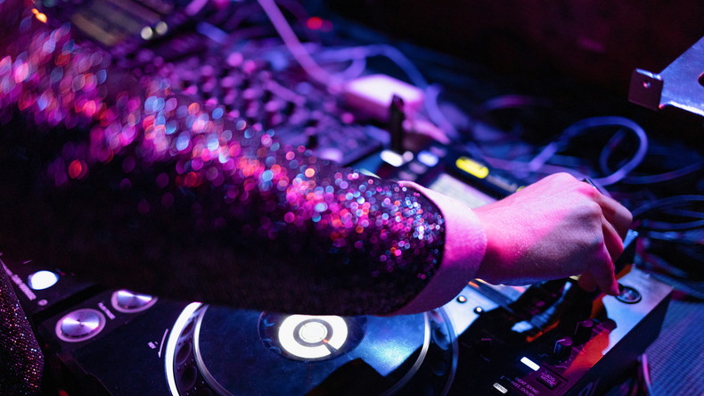 Covid-19 : le Conseil d'Etat rejette un recours contre la fermeture des discothèques