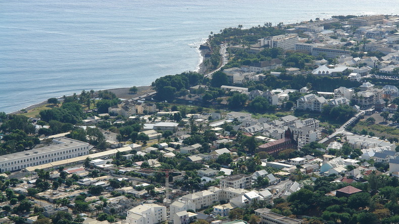 La Réunion : la préfecture instaure un couvre-feu de 21h à 5h dès le 1er janvier