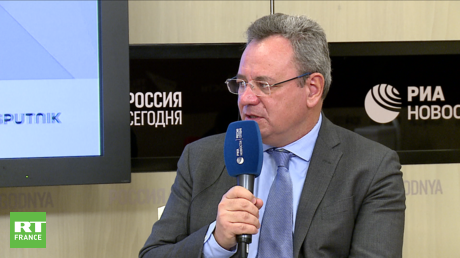 Frédéric Pierucci, ancien dirigeant de filiale chez Alstom, s'exprime le 6 décembre une conférence de presse au Centre international de presse multimédia de l'agence de presse internationale Rossiya Segodnya, à Moscou.