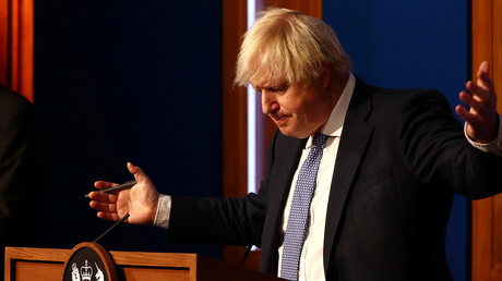 Boris Johnson en conférence de presse le 8 décembre 2021