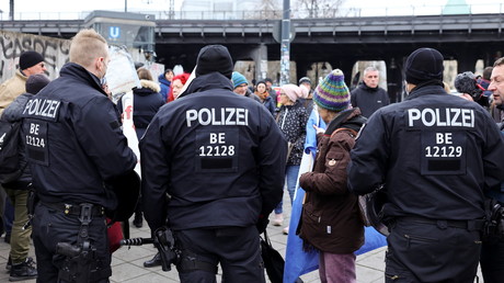 Des policiers à Berlin, en Allemagne, le 4 décembre 2021 (image d'illustration).
