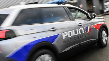 Deux nouveaux véhicules de police incendiés à Firminy