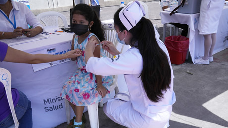 Equateur : vaccination obligatoire pour les plus de cinq ans, une première mondiale