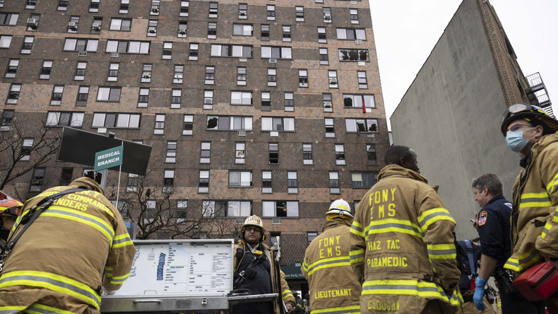 Au moins 17 morts dans l'incendie d'un immeuble à New York