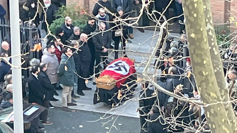 Des funérailles nazies à Rome provoquent l'indignation du diocèse
