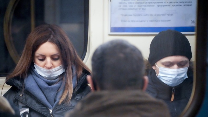 Russie : nouveau record de contaminations alors que la vague Omicron atteint le pays