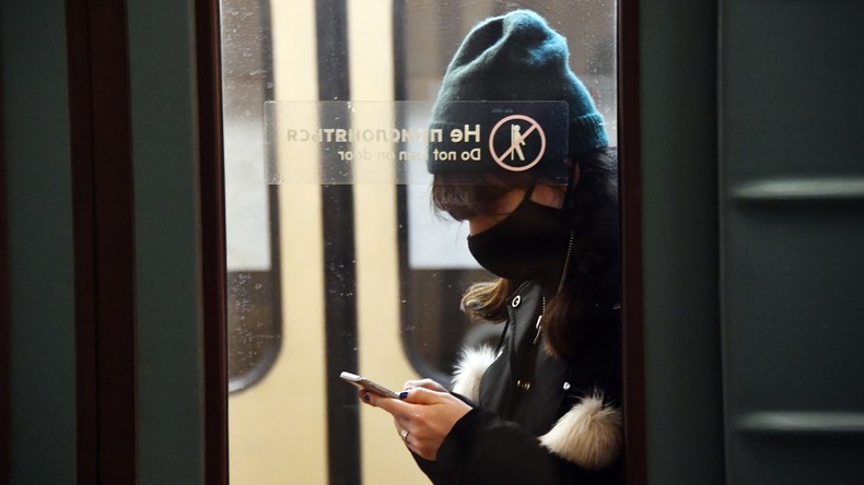 Usagère du métro de Moscou, Russie