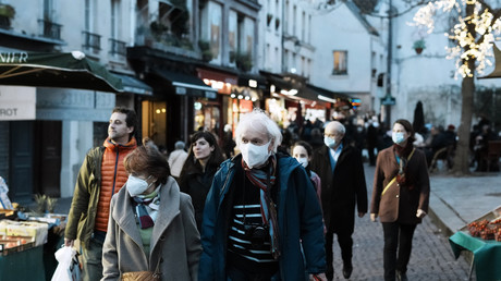 Face au variant Omicron, la question du masque FFP2 se pose