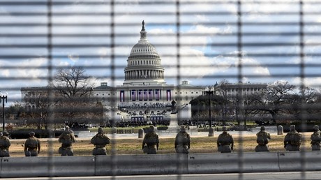 Selon un sondage, 34% des Américains jugent que la violence contre le gouvernement est justifiable