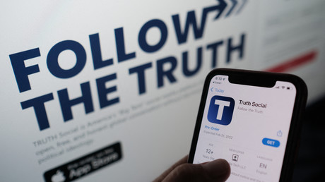 Donald Trump lance Truth Social, un nouveau réseau social