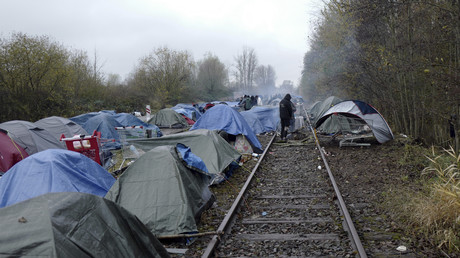 Un camp de fortune de migrants à proximité de Calais en novembre 2021 (image d'illustration).