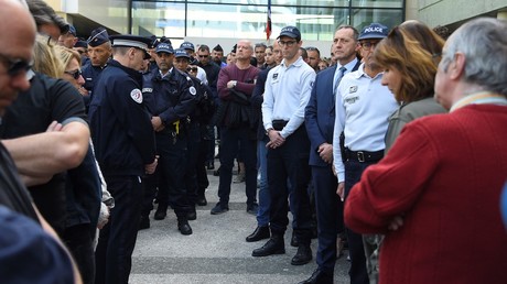 Des policiers rendent hommage à un collègue qui s'est suicidé, 19 avril 2019 à Montpellier (Hérault) (image d'illustration).