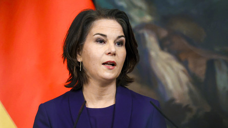 Annalena Baerbock lors d'une conférence de presse avec son homologue russe Sergueï Lavrov, à Moscou, le 18 janvier 2022.