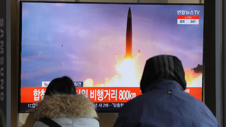 Un téléviseur montrant le lancement de missile de la Corée du Nord, à Séoul, en Corée du Sud, le 30 janvier 2022 (image d'illustration).