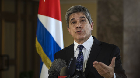 Carlos Fernandez de Cossio lors d'une conférence de presse à La Havane, à Cuba, le 12 janvier 2021.