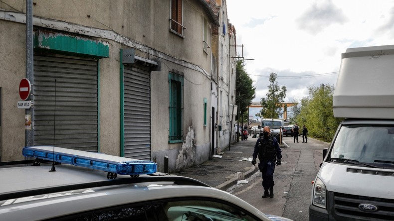 «Il avait du mal à remonter la pente» : le retraité traîné dans la rue par un automobiliste est mort