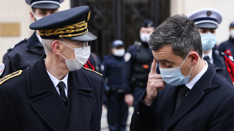 Le préfet de police Didier Lallement avec le ministre de l'Intérieur, Gérald Darmanin, le 7 janvier 2021 à Paris