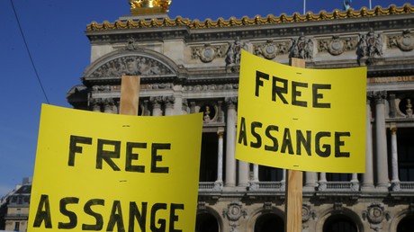 Manifestation à Paris pour Julian Assange