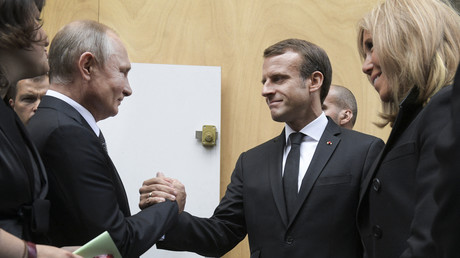 «Eviter une dégradation de la situation» : Macron et Poutine se rencontrent à Moscou