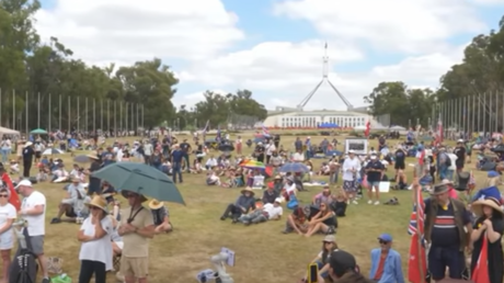 Australie : le Convoi de Canberra réuni devant le Parlement (VIDEO)