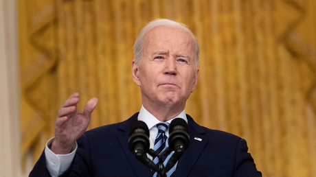 Joe Biden prononce un discours depuis la Maison Blanche après l'opération militaire russe en Ukraine.