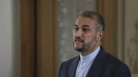 Le ministre iranien des Affaires étrangères Hossein Amir-Abdollahian à Téhéran le 23 février 2022 (image d'illustration).