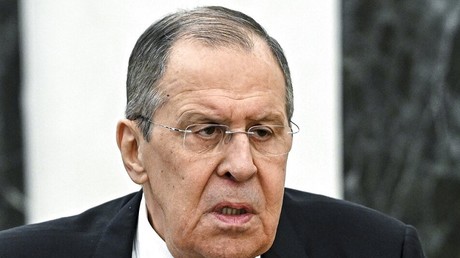 Lavrov : «C’est dans la tête des hommes politiques occidentaux qu’une guerre nucléaire est présente»