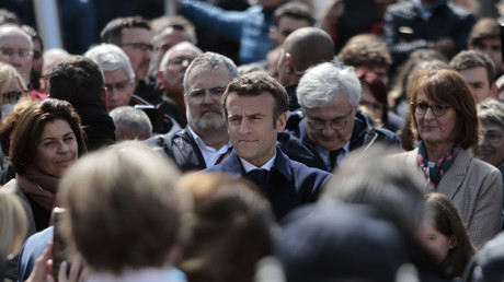 Un «truc plus charnel» qu'un meeting traditionnel : Macron sur la scène de l'Arena à Nanterre