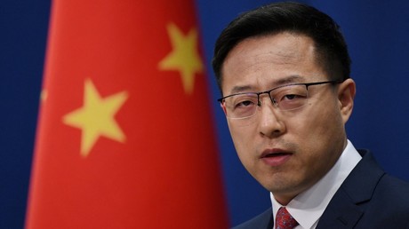 Le porte-parole du ministère chinois des Affaires étrangères, Zhao Lijian lors d'une conférence de presse à Pékin le 8 avril 2020.