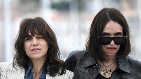 Charlotte Gainsbourg et Béatrice Dalle font partie des stars appelant à voter pour Emmanuel Macron