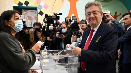 Deux tiers des militants LFI refusent de voter pour Macron au second tour, selon une consultation